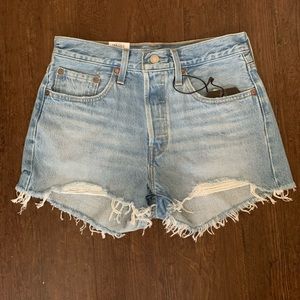 Women’s Levi’s 501 High Rise Shorts Size 27 NWT